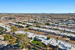 6274 E Avalon Dr, Scottsdale, AZ 85251 - Photo 31