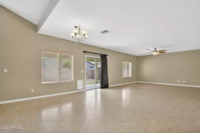 3482 W Sunshine Butte Drive, San Tan Valley, AZ 85144 - Photo 19