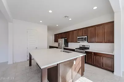 7669 W Bronco Trail, Peoria, AZ 85383 - Photo 3