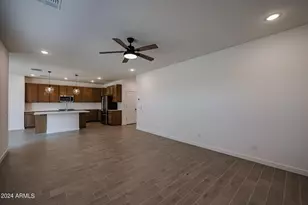 7917 N 79th Ave, Glendale, AZ 85303 - Photo 7