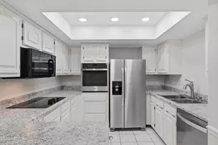 17404 N 99th Ave, Sun City, AZ 85373 - Photo 3