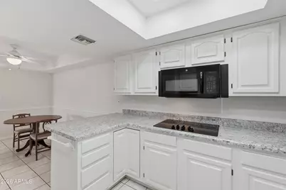 17404 N 99th Avenue #106, Sun City, AZ 85373 - Photo 5