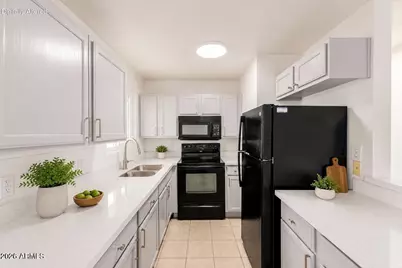 4401 N 12th Street #201, Phoenix, AZ 85014 - Photo 9