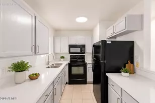 4401 N 12th St, Phoenix, AZ 85014 - Photo 9