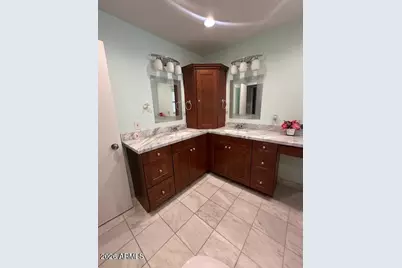 4207 W Carol Avenue, Phoenix, AZ 85051 - Photo 21