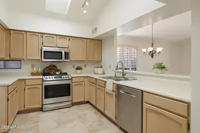 1841 E Behrend Drive, Phoenix, AZ 85024 - Photo 7