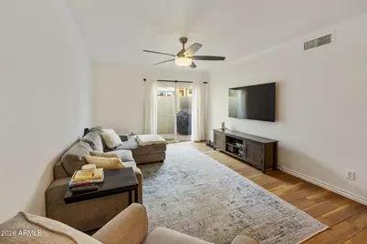 3039 N 38th Street #11, Phoenix, AZ 85018 - Photo 11