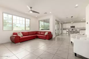 1310 E Springfield Pl, Chandler, AZ 85286 - Photo 9