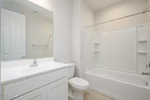 13542 W Copper Leaf Ln, Peoria, AZ 85383 - Photo 11