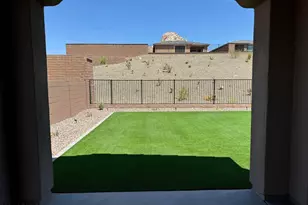 13542 W Copper Leaf Ln, Peoria, AZ 85383 - Photo 17