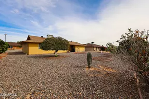 13319 W Hardwood Dr W, Sun City West, AZ 85375 - Photo 31