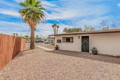 1321 N 48th Place #Apt 2, Phoenix, AZ 85008 - Photo 3