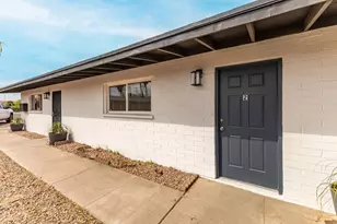 1321 N 48th Pl, Phoenix, AZ 85008 - Photo 1
