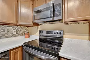 2040 S Longmore St, Mesa, AZ 85202 - Photo 13