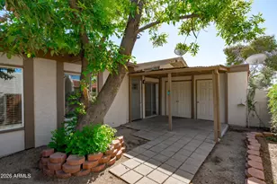 555 N May St, Mesa, AZ 85201 - Photo 3