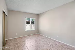 555 N May St, Mesa, AZ 85201 - Photo 15