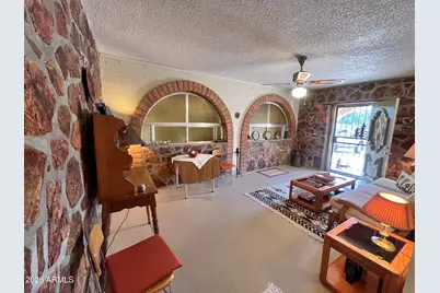 426 W Essex Road, Kearny, AZ 85137 - Photo 9