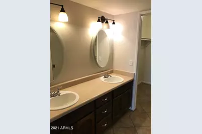3301 E Earll Drive #225, Phoenix, AZ 85018 - Photo 9