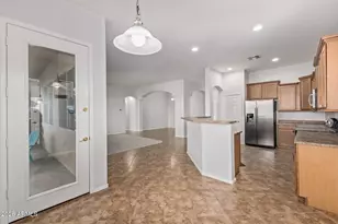 43924 W McClelland Dr, Maricopa, AZ 85138 - Photo 9