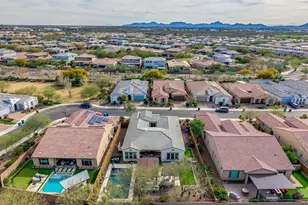 2948 E Crest Ln, Phoenix, AZ 85050 - Photo 49