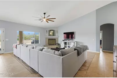 44614 N 20th Street, New River, AZ 85087 - Photo 15