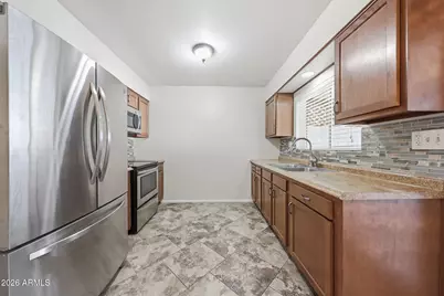 10622 W Coggins Drive, Sun City, AZ 85351 - Photo 33