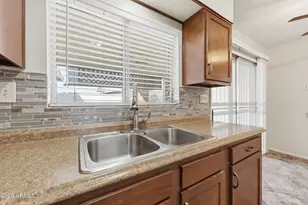 10622 W Coggins Dr, Sun City, AZ 85351 - Photo 35