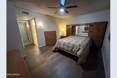 9711 W Hawthorn Court, Sun City, AZ 85351 - Photo 17