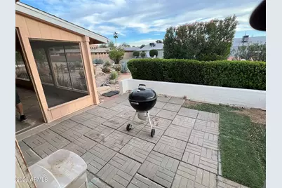 9711 W Hawthorn Court, Sun City, AZ 85351 - Photo 25