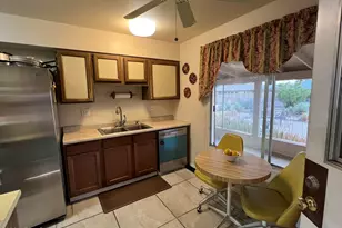 9711 W Hawthorn Ct, Sun City, AZ 85351 - Photo 13