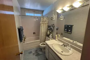 2836 E Yucca St, Phoenix, AZ 85028 - Photo 15