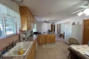 2836 E Yucca St, Phoenix, AZ 85028 - Photo 13