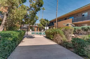 3230 E Pinchot Ave, Phoenix, AZ 85018 - Photo 17