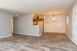 3230 E Pinchot Ave, Phoenix, AZ 85018 - Photo 5