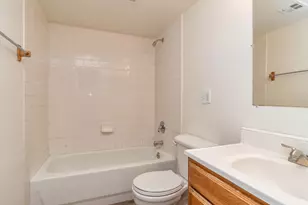 3230 E Pinchot Ave, Phoenix, AZ 85018 - Photo 13