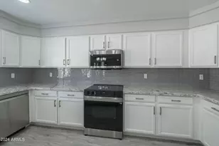 6326 W El Cortez Pl, Phoenix, AZ 85083 - Photo 21