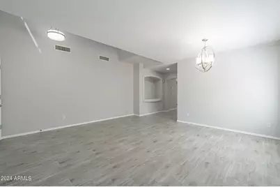 6326 W El Cortez Place, Phoenix, AZ 85083 - Photo 5