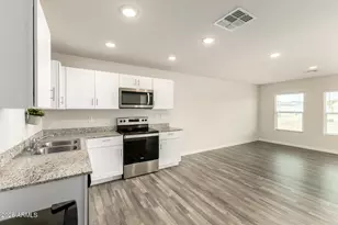 32017 N Poplar St, Wittmann, AZ 85361 - Photo 11