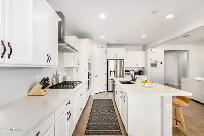 5074 N 185th Avenue, Litchfield Park, AZ 85340 - Photo 13