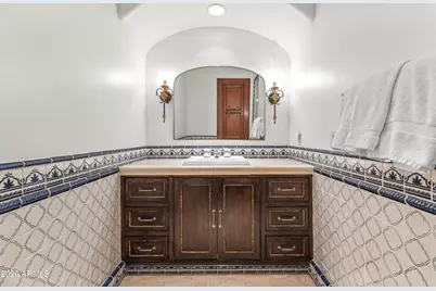 3900 E Bethany Home Road, Paradise Valley, AZ 85253 - Photo 35