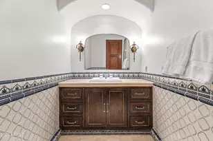 3900 E Bethany Home Rd, Paradise Valley, AZ 85253 - Photo 35