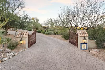 3900 E Bethany Home Road, Paradise Valley, AZ 85253 - Photo 43