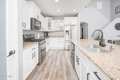 10789 W Yearling Road, Peoria, AZ 85383 - Photo 5