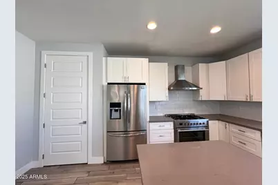 4426 E Campbell Avenue, Phoenix, AZ 85018 - Photo 11