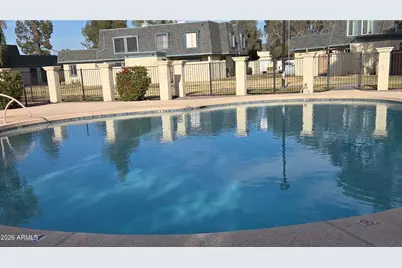 3204 W Loma Lane #2, Phoenix, AZ 85051 - Photo 15