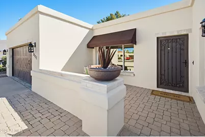 8537 E San Lucas Drive, Scottsdale, AZ 85258 - Photo 11