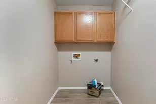 7203 S 2nd Ln, Phoenix, AZ 85041 - Photo 25