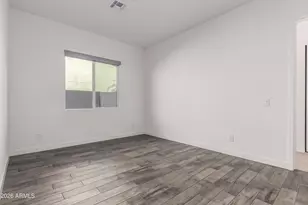 1136 E La Mirada Dr, Phoenix, AZ 85042 - Photo 9