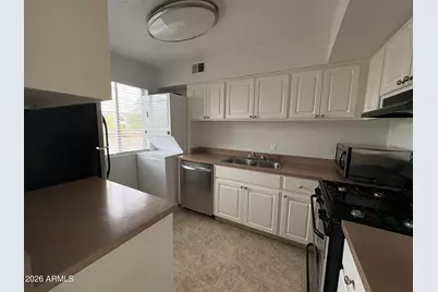 7141 N 16th Street #212, Phoenix, AZ 85020 - Photo 5