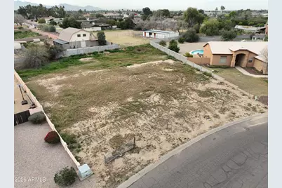 5382 N 82nd Avenue #224, Glendale, AZ 85303 - Photo 1